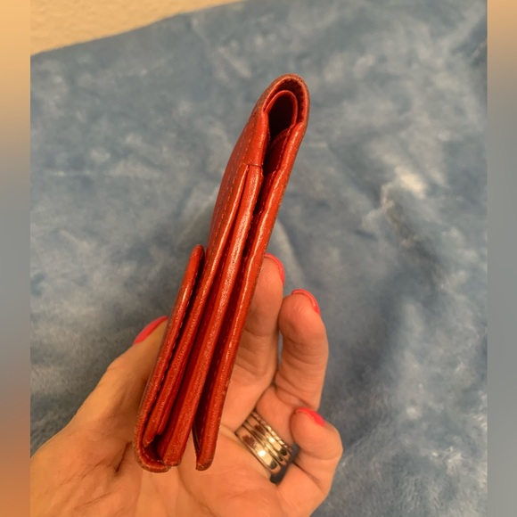 Gucci Red Wallet with Gold Accent - Picture 5 of 16